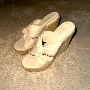 Cream leather Kaanas Malang espadrille wedges